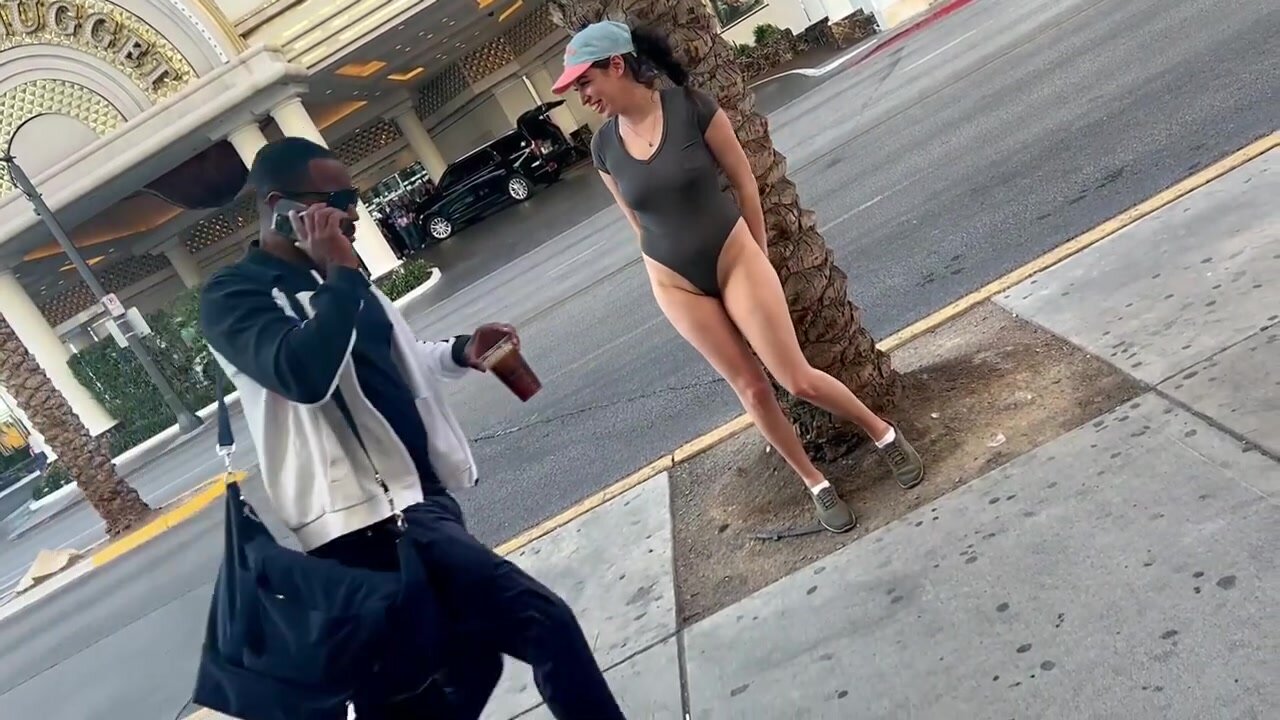 Nicole Niagara - Solo Orgasms Public Cum Adventure