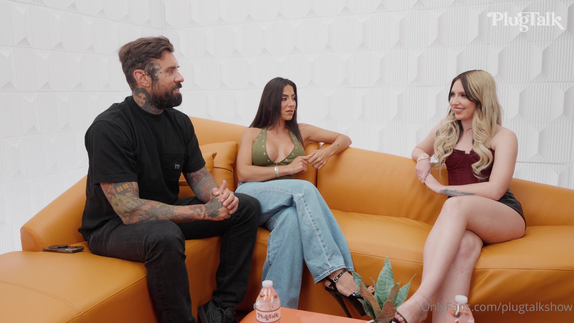 OnlyFans - Britt Blair And Lena - The Plug Threesome with Adam22