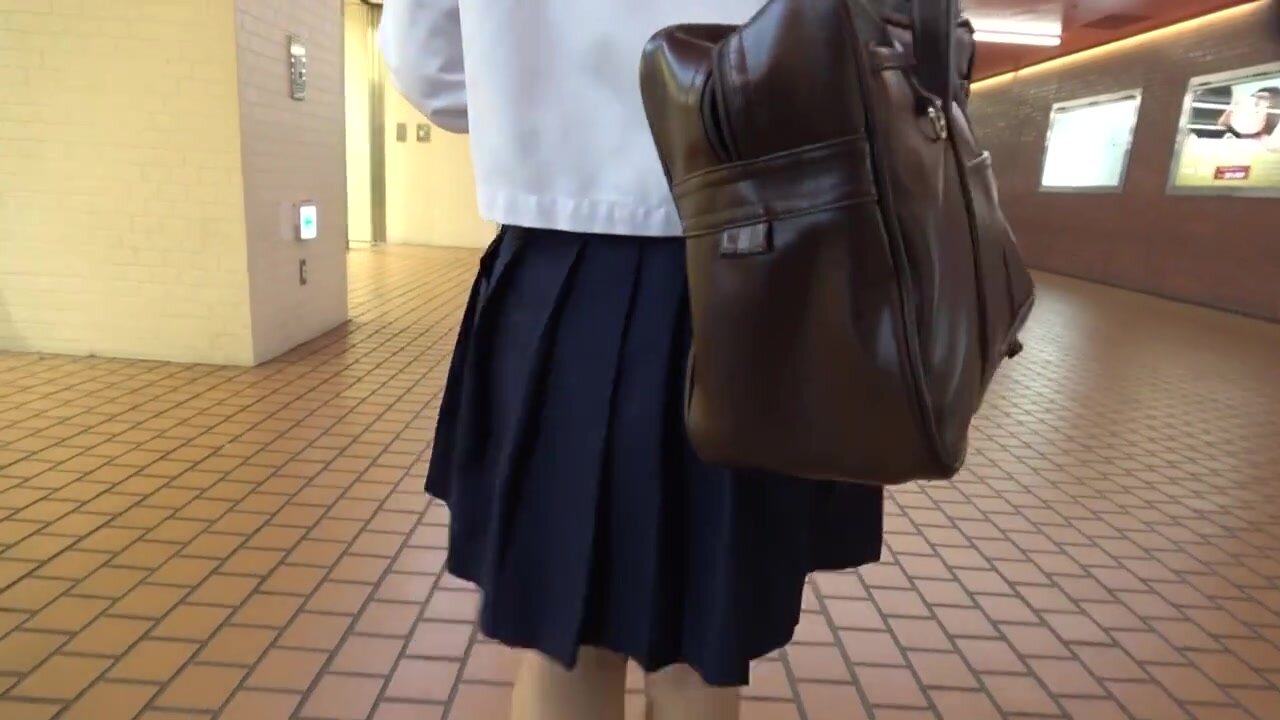 PKPD-385 Yen girl dating creampie OK 18 flowers 148cm little girl hidden big breasts secret slut Anna Mitsushima