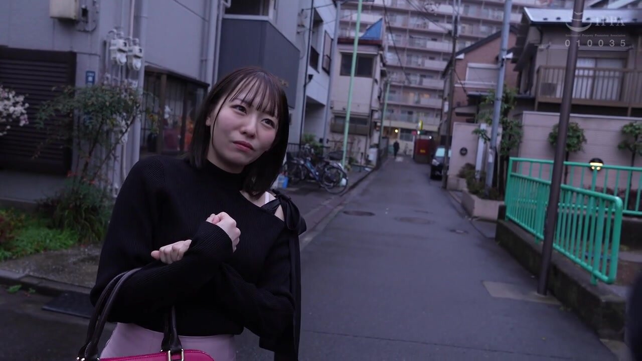 NACT-020 When I met my innocent classmate again after 10 years, she had transformed into a sexy, lewd woman! Nishimoto Meisa