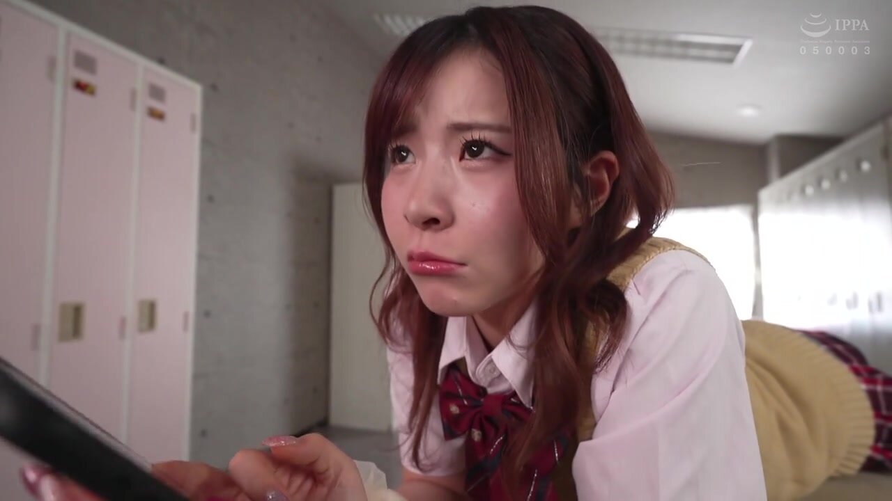 MKMP-672 "Teacher... Let's go out together!" A high school gal falls in love with an older teacher!? A cum-covered blowjob leads to continuous ejaculations as she sucks his dick - Ena Satsuki