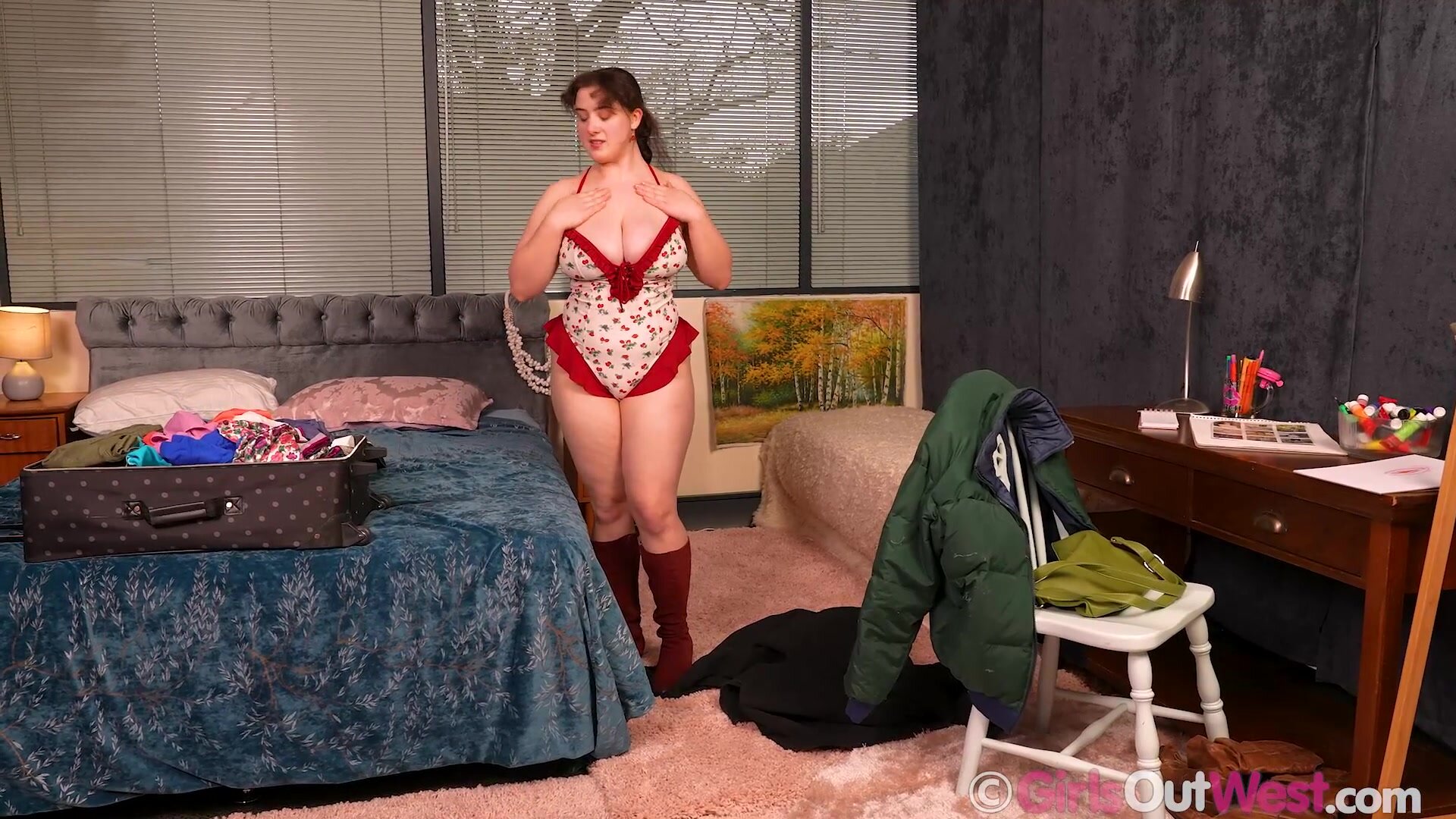 GirlsOutWest - Eleanor 2