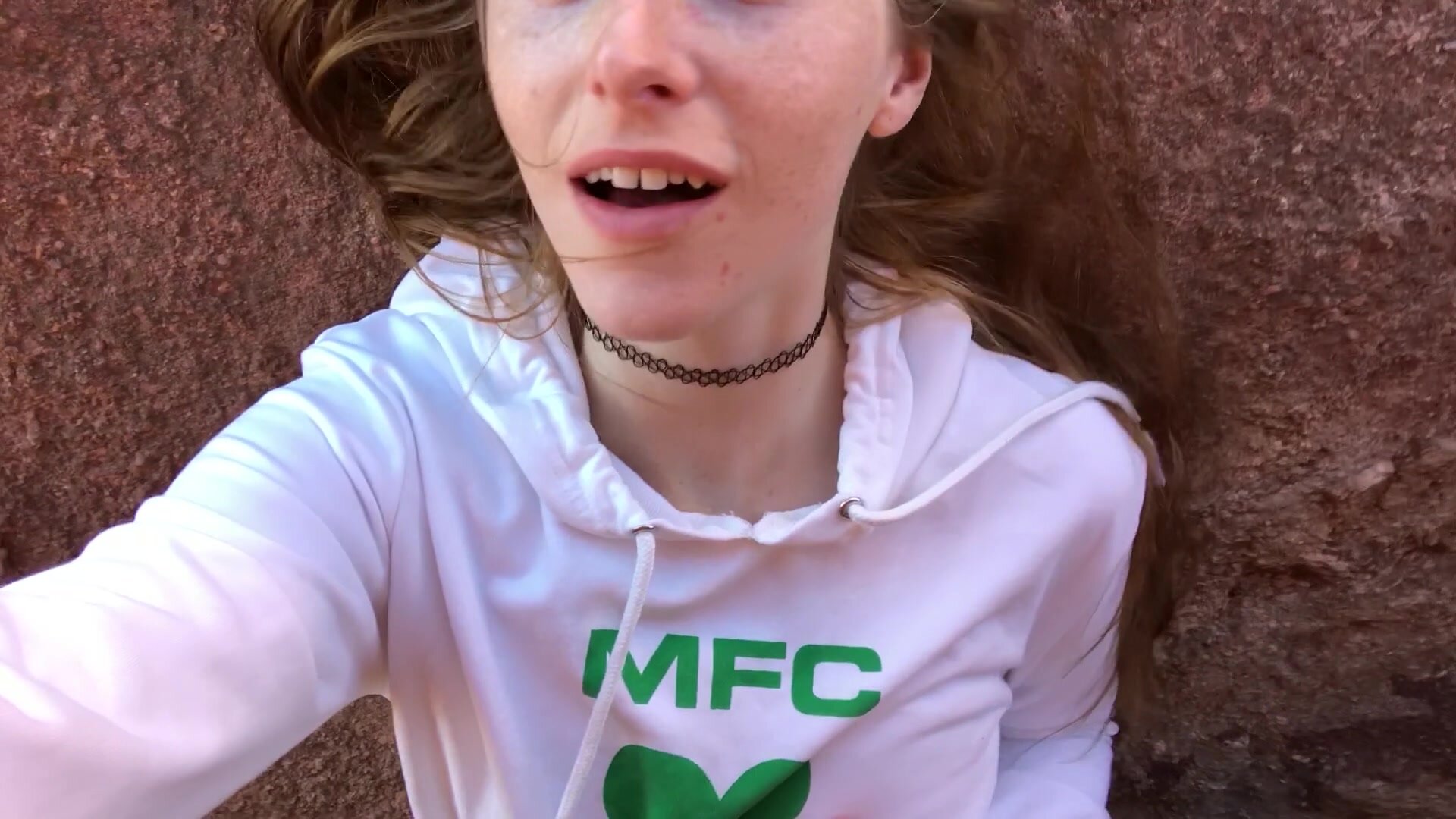 freckledRED - Casual Morning Nature Orgasm. Fully nude on rocks and stuff