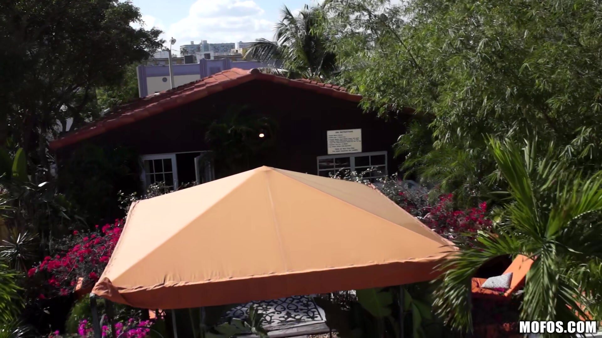 Lez - Mofos - 2014.11.28 Rooftop Rub - Kacy Lane