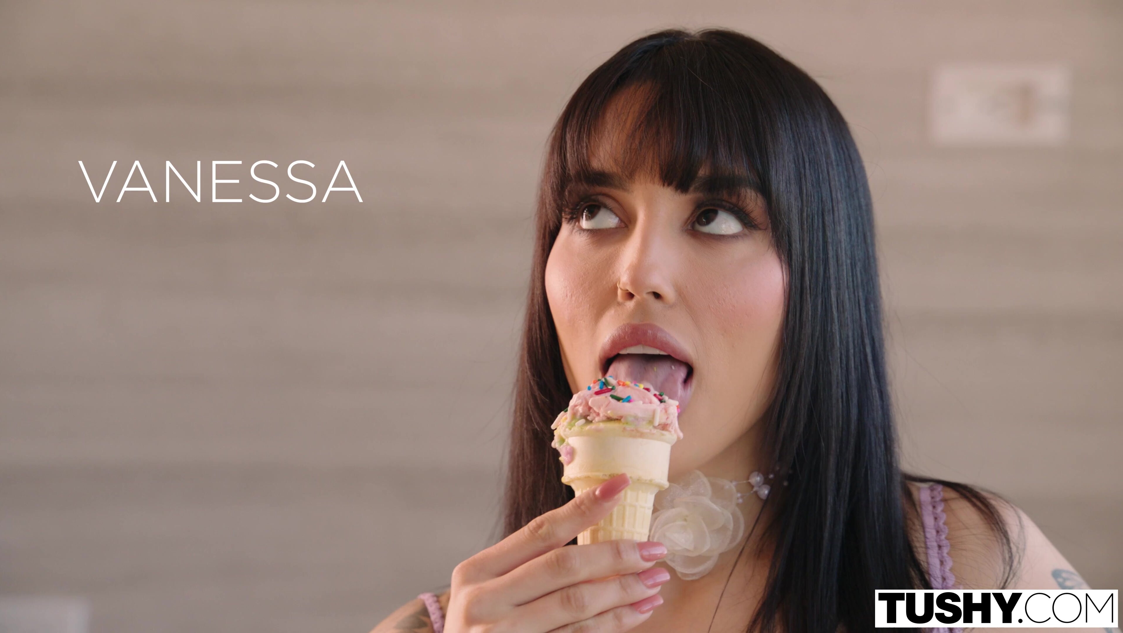 Vanessa Sky Tushy 4