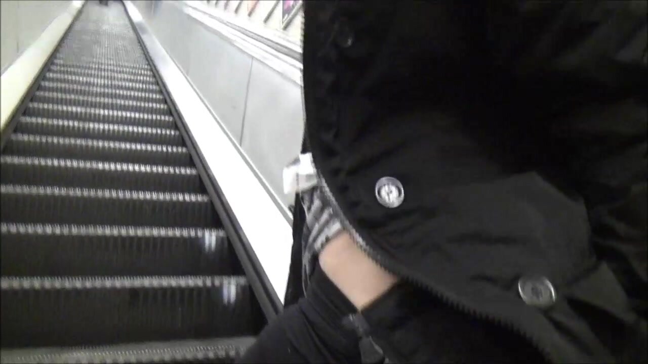 charlie - flashing and sucking outdoor