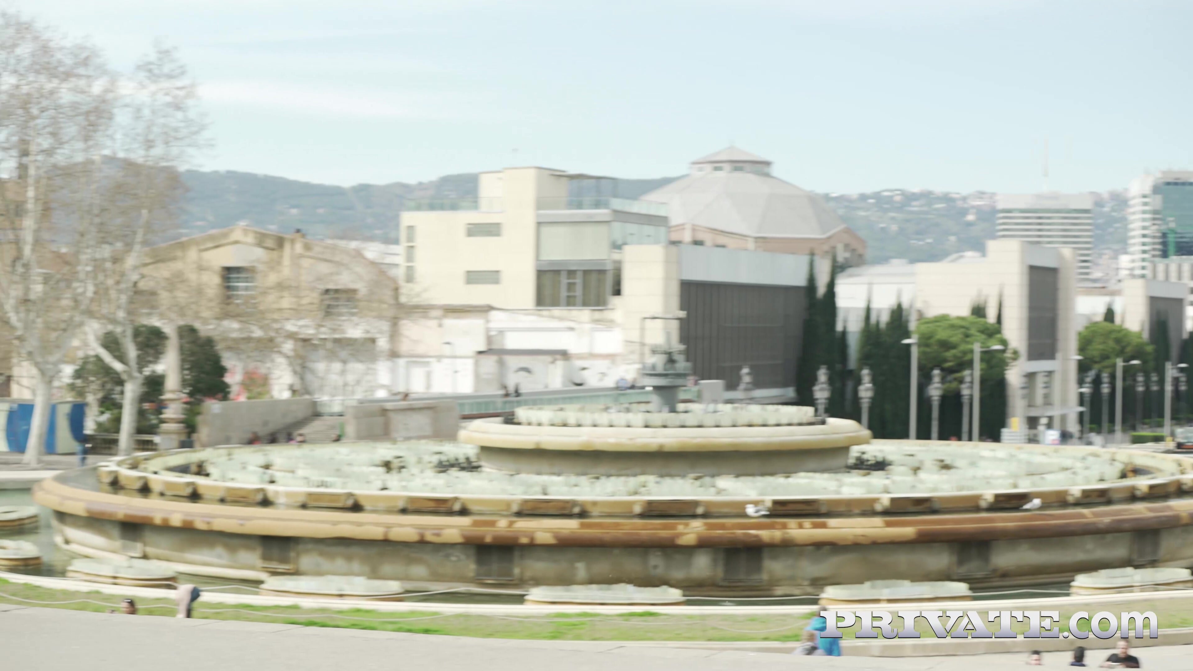 Melissa Benz enjoys anal in Barcelona