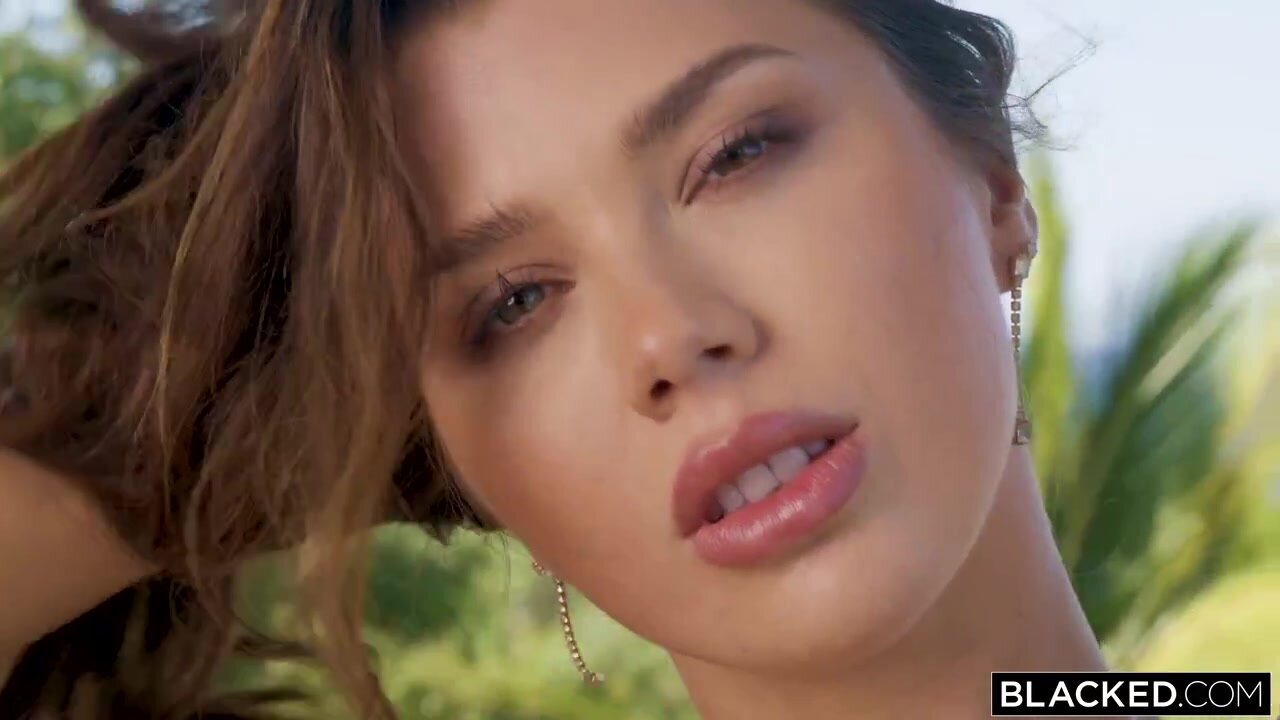 Blacked - Lisa Belys - BBC Loving Beauty Lisa Is A Pro At Sealing The Deal in HD