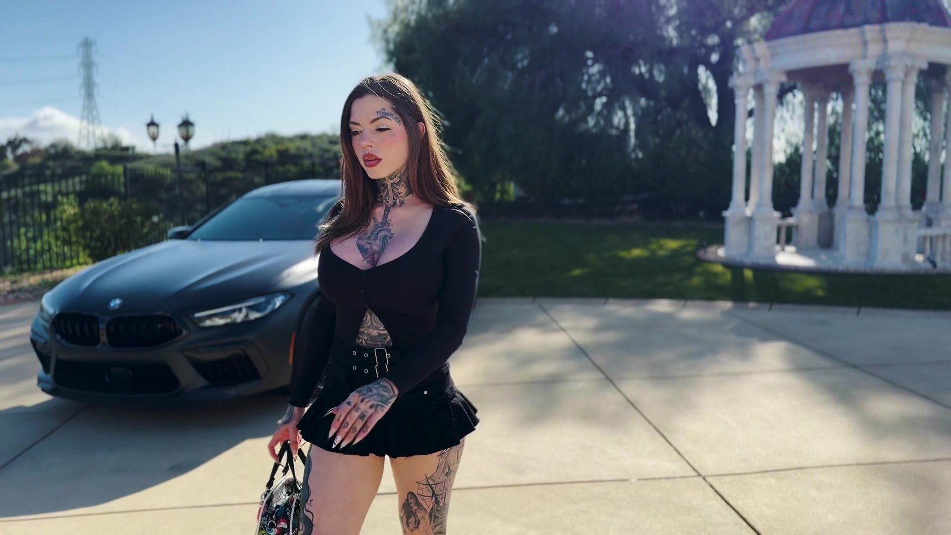 SheLovesBlack - Chantal Danielle - Stretching Her Pulsating Pussy