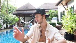 Spirite Moon - My St0ned Best Friend’s Girlfriend