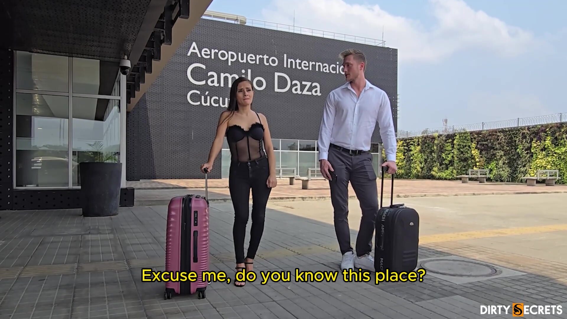 Kathy Lee69 - I Meet a Stranger at the Airport and We End up Fucking 2