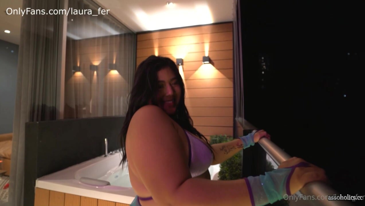 Laura Fer curvy latinas want pounded