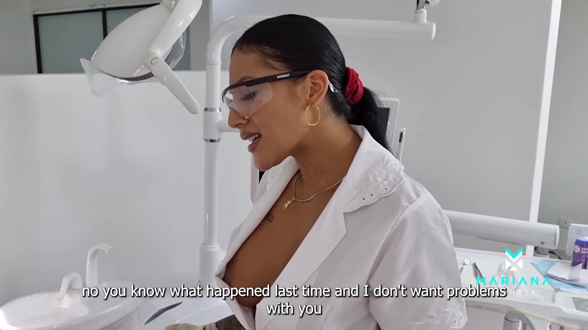 Mariana Martix - Hot Dentist Fucks her Stepbrother 2