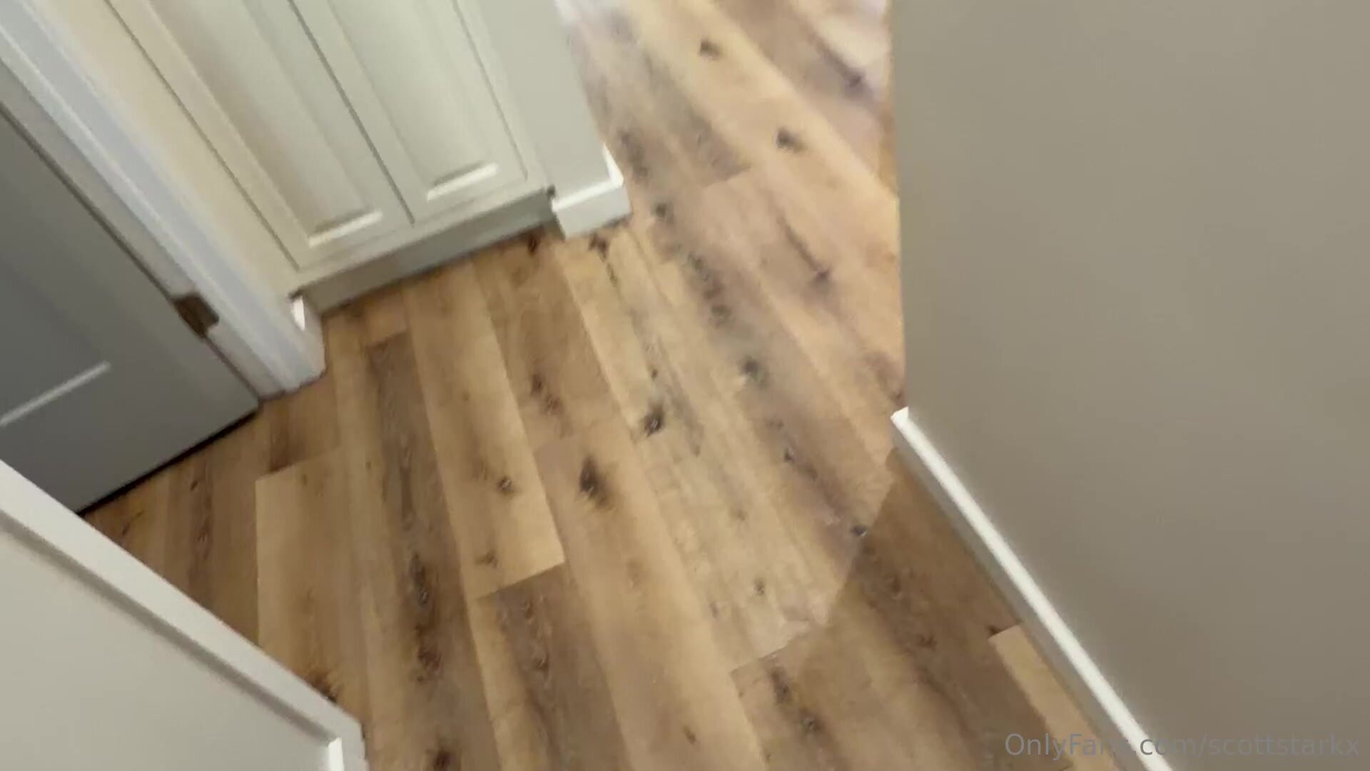 Roxanne Roselle Busty Big Step Sister Lets You Have A Turn