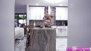 FillUpMyMom - Gigi Dior On The Same Page With My Scandalous Stepmom