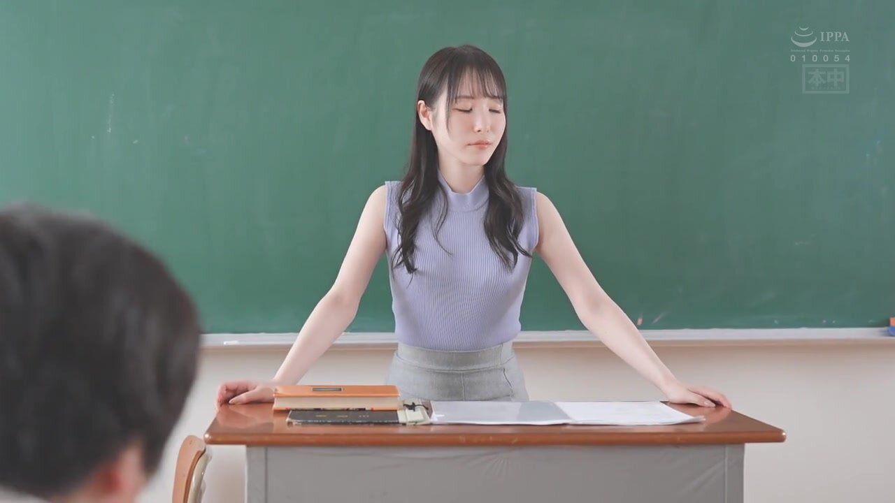 HMN-751 School Swimsuit Creampie Training: A New Female Teacher Wears a School Swimsuit for the First Time in 10 Years, and is flowers to Slide Her Legs Up and Gets Sperm-Splattered and Slippery.