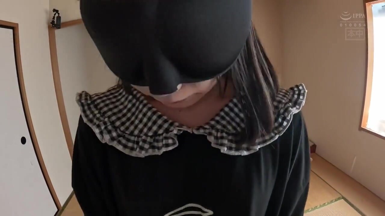 HMN-755 Seven girls are imprisoned in a group, impregnated, and creampied in a closed room. We get a close look at the raw sex ritual of a sex cult that flowers seven girls into a six-tatami room and brainwashes and controls them!! We infiltrate the ritua