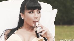 Valentina Ricci - Summer Sex - Valentina Takes Bbc