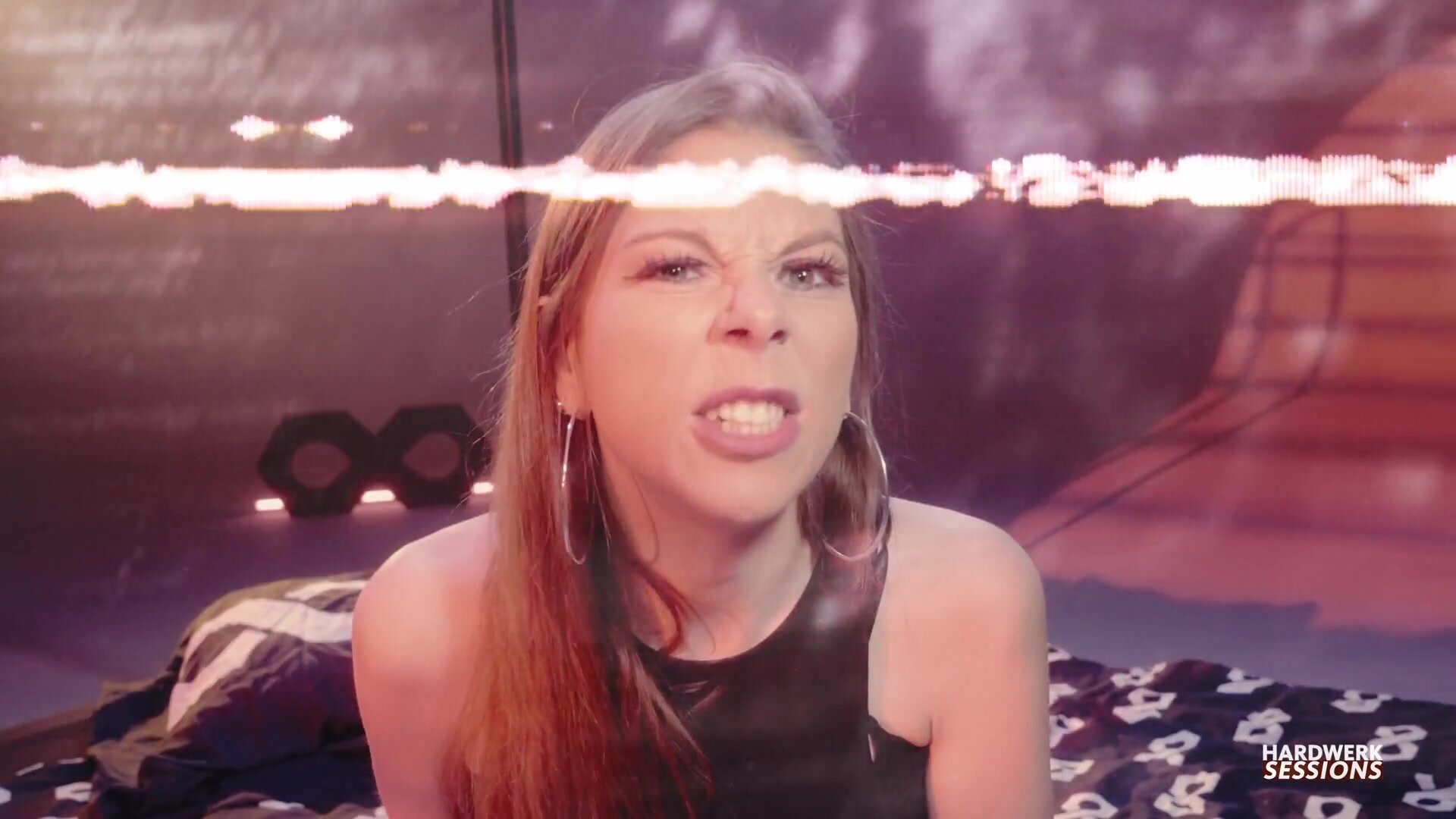 HardWerk - Alice Maze - Hardwerk Gangbang