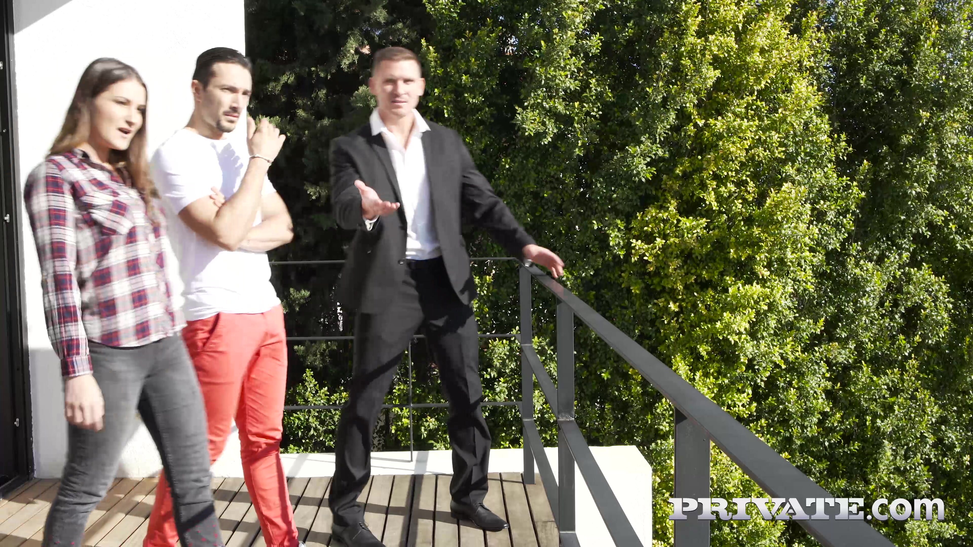 Ellen Betsy debuts for Private with DP