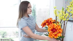 Katie Kush - Facial Showing