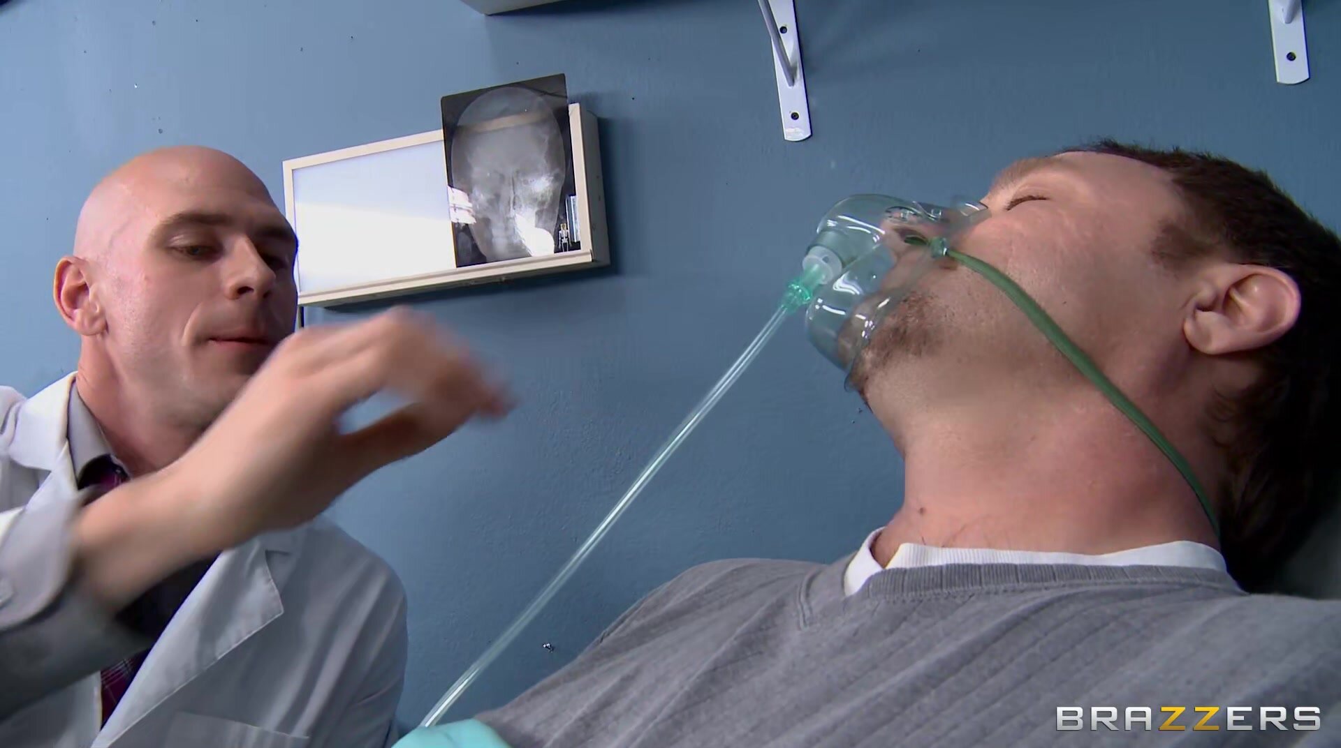 Rayveness Busty Girlfriend Has Sex With Her Doctor Boyfriend In The Hospital