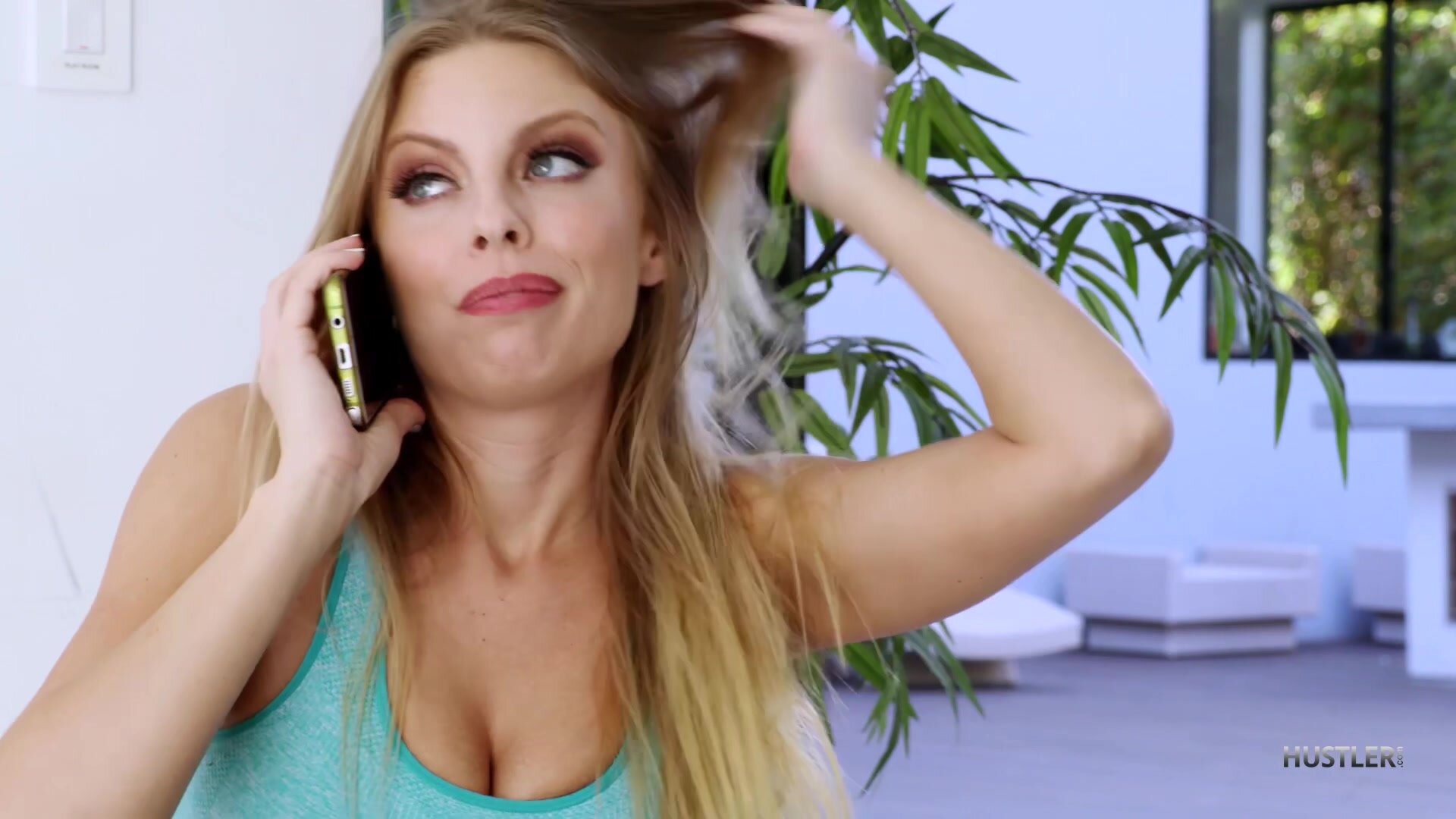 Hustler - Accidental Cougar Creampies (Britney Amber)