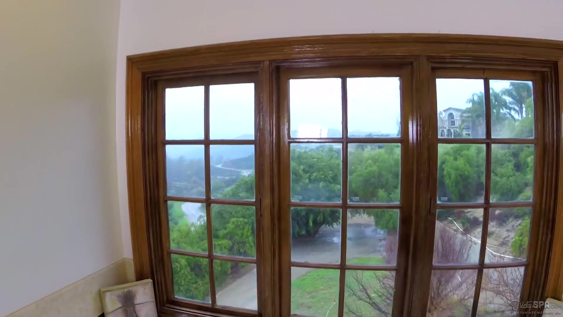 TrickySpa - Help Me Catch My Husband (Britney Amber)