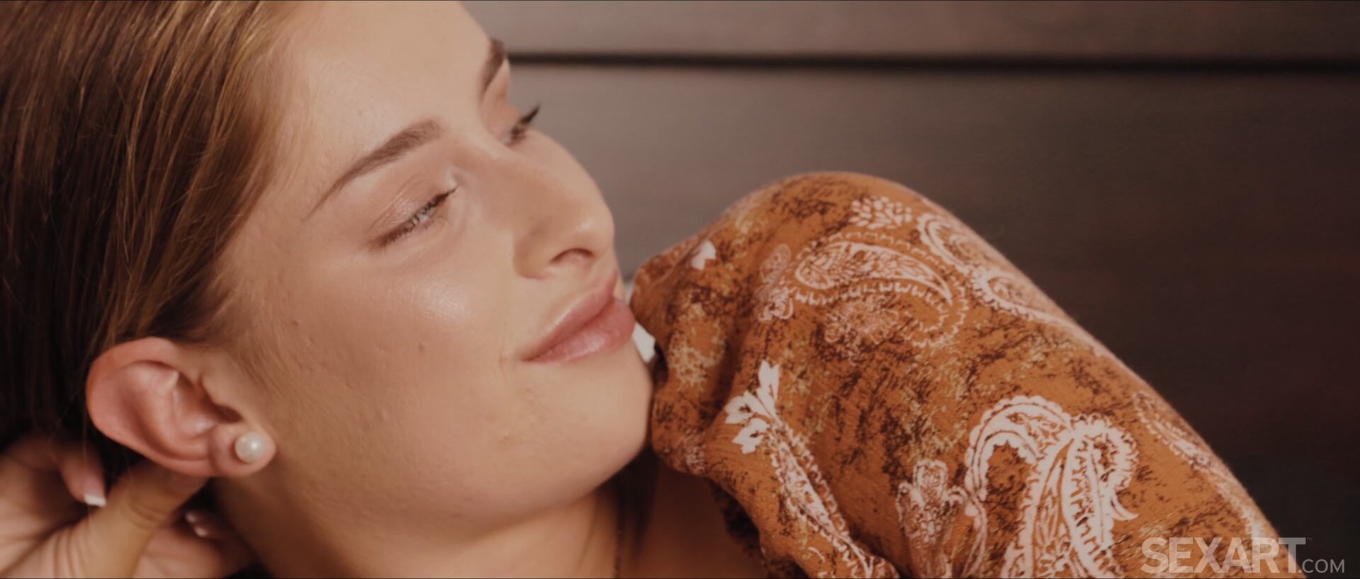 SexArt - Ambar Lapiedra Close To Your Heart