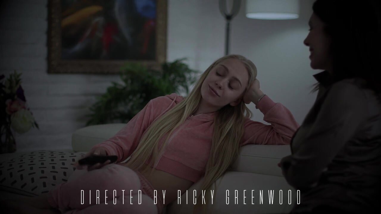 Rayveness Braylin Bailey Busty Stepmother Catches Her Stapdaughter Watching Porn