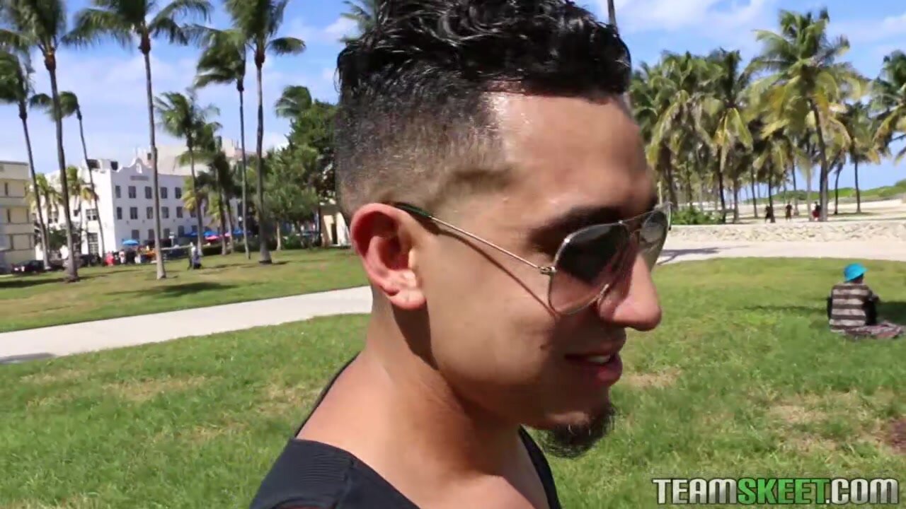 TeamSkeet - Sophia Leone - Beachside Bonita