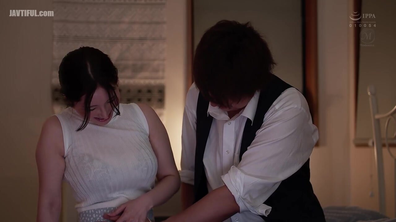 JUR-495 Natsume Reika I've Been Living With My Stepfather For Four Years... This Is The Story Of How I Was Constantly Penetrated Raw, Awakened To Pleasure, And Became Pregnant