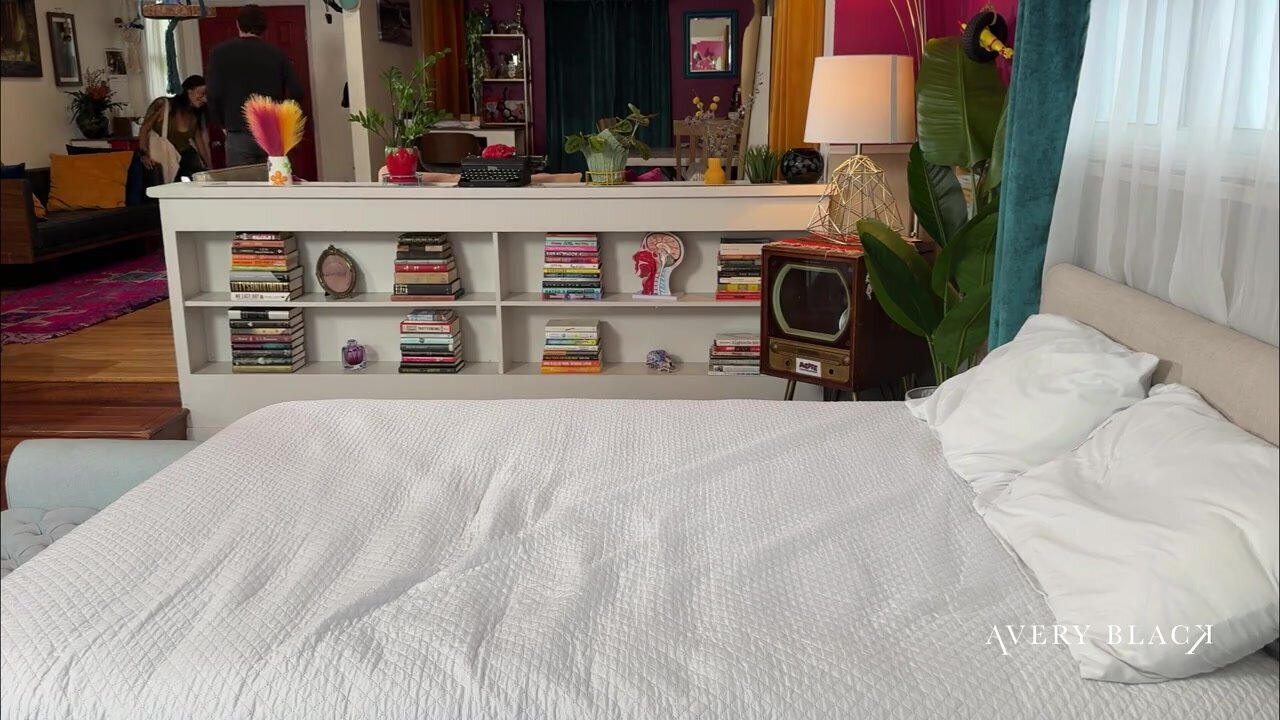 Avery Black - Asian Happy Ending Massage On Call