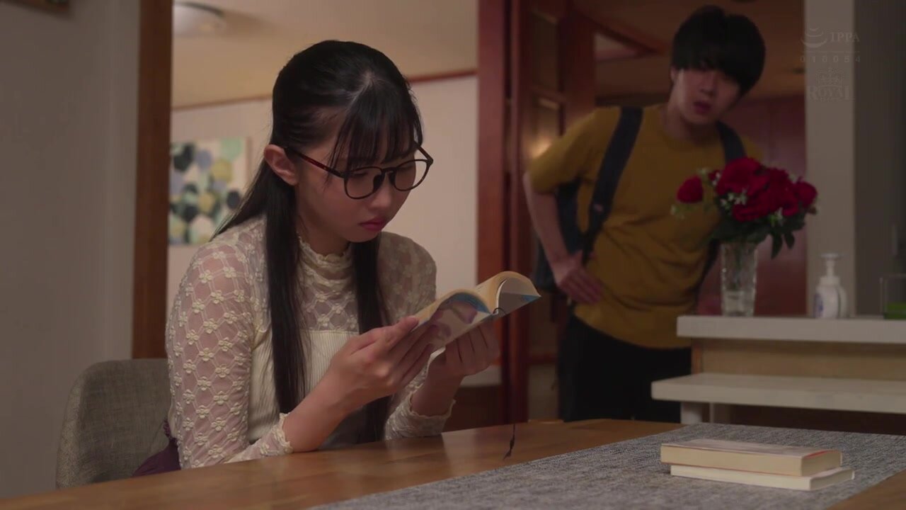 ROYD-274 "Don't cum yet, okay?" My plain sister-in-law whispers dirty words to me while pistoning me in the cowgirl position and cumming inside me repeatedly! Tomoe Hikari