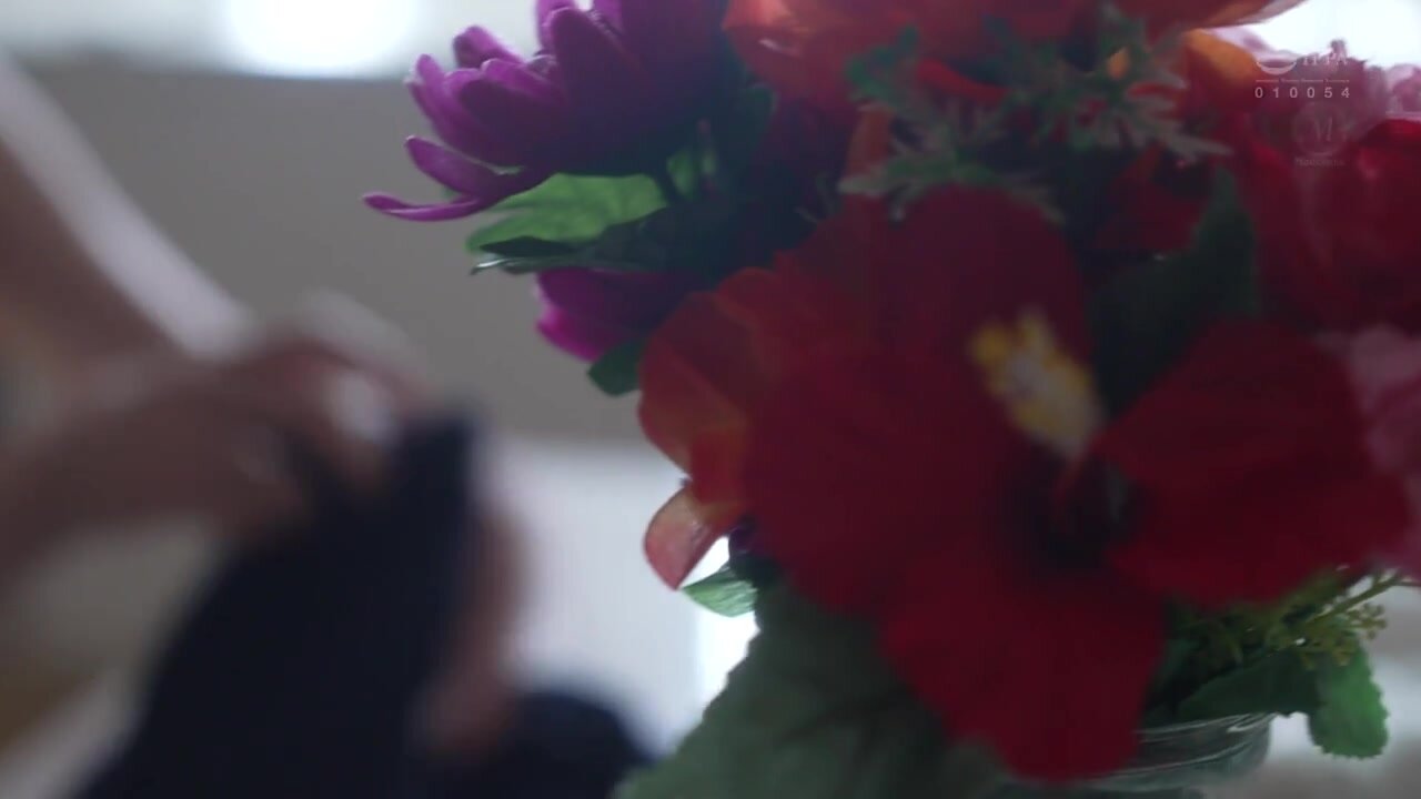 JUR-523 Cuckolded Skewered Gangbang Please violate my beloved wife to the depths. Kyoka Shiori