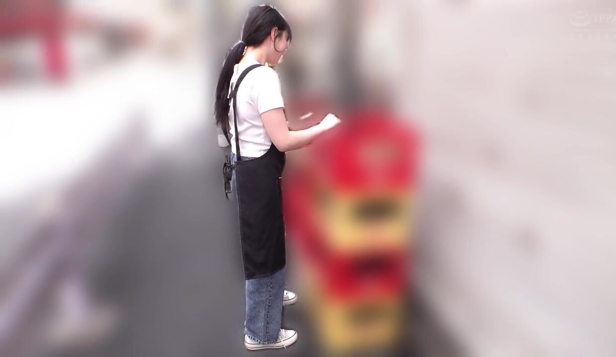 SKMJ-682 To all the cute working poster girls!! "Would you mind taking my virginity in between work?" 5 Listening to the troubles of a virgin during a break tickles her maternal instinct, making her vagina tingle and blush with arousal (^^;) "I wonder if 