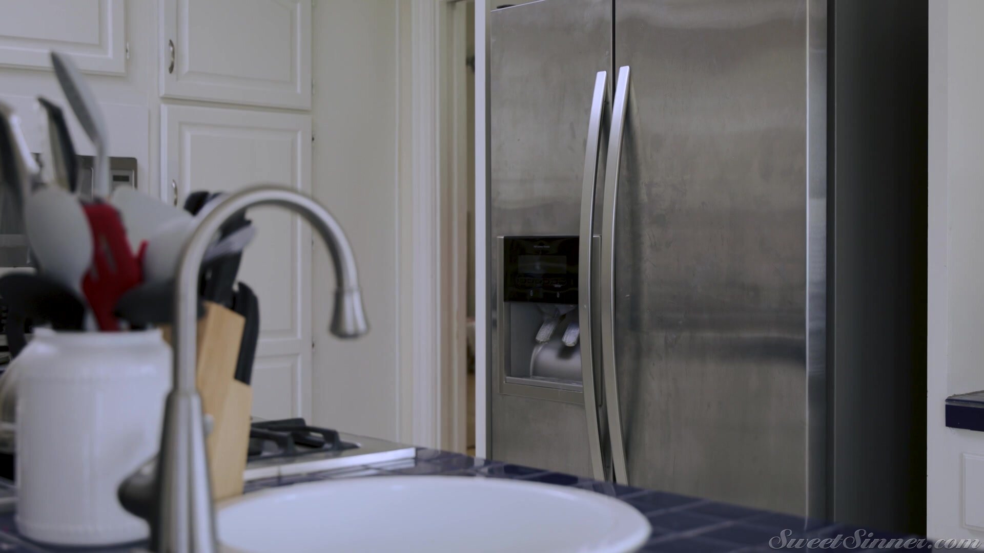 SweetSinner - Little Puck - She Wants Cock