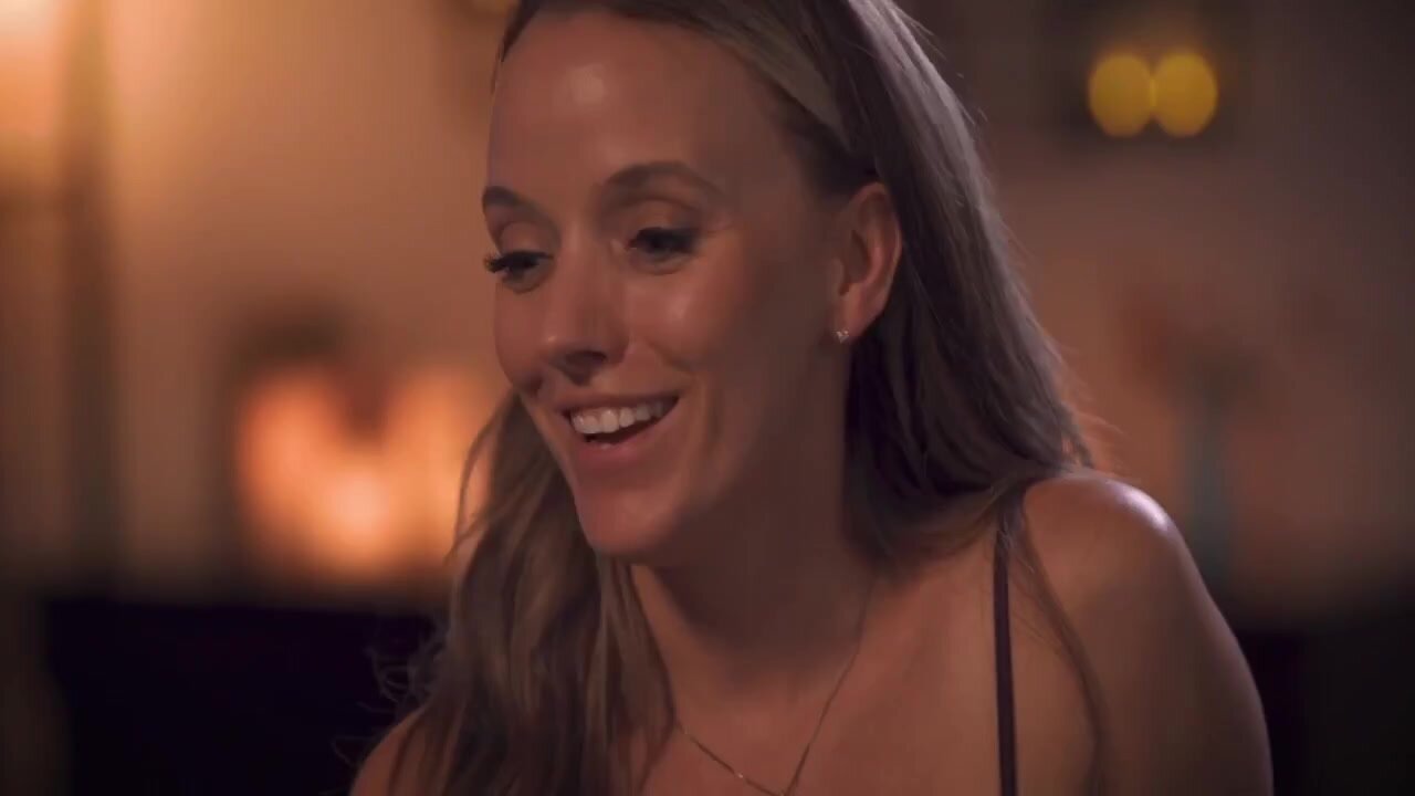 Pristine Edge Dana Vespoli Mature Woman Discreetly Escape From A Party To Go To A Hotel For Lesbian Sex