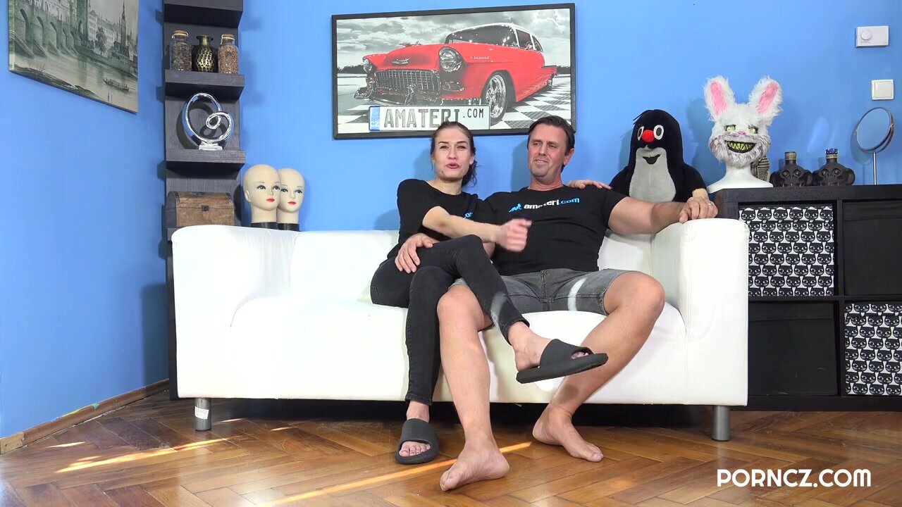 Hot Czech babe wants to fuck with a pro