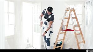 Freeze - Milan Cheek - Wet Paint