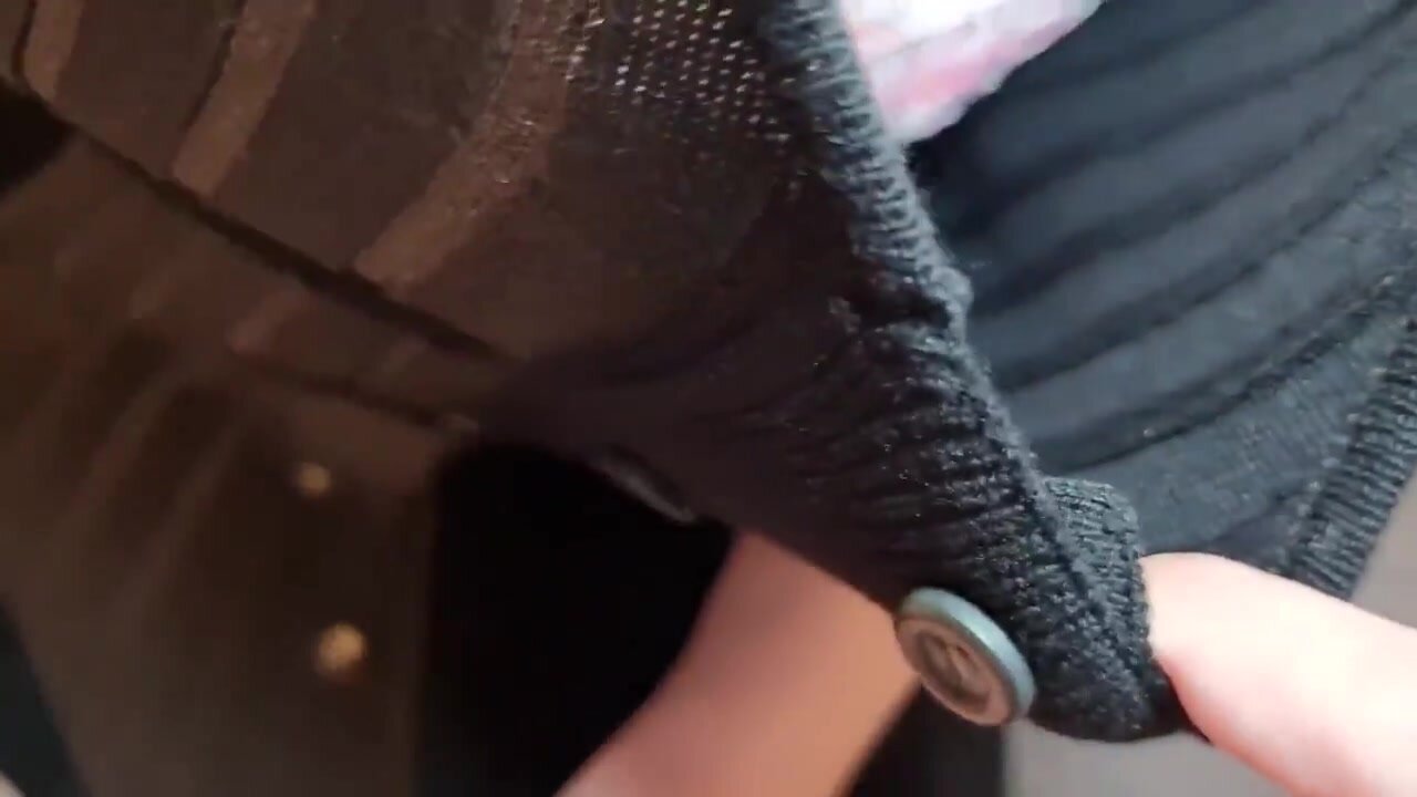 [No / Bushy / First Creampie] The Whole Story Of An Innocent 19-year-old Who Is Immediately Fucked On Her Way Home From College.