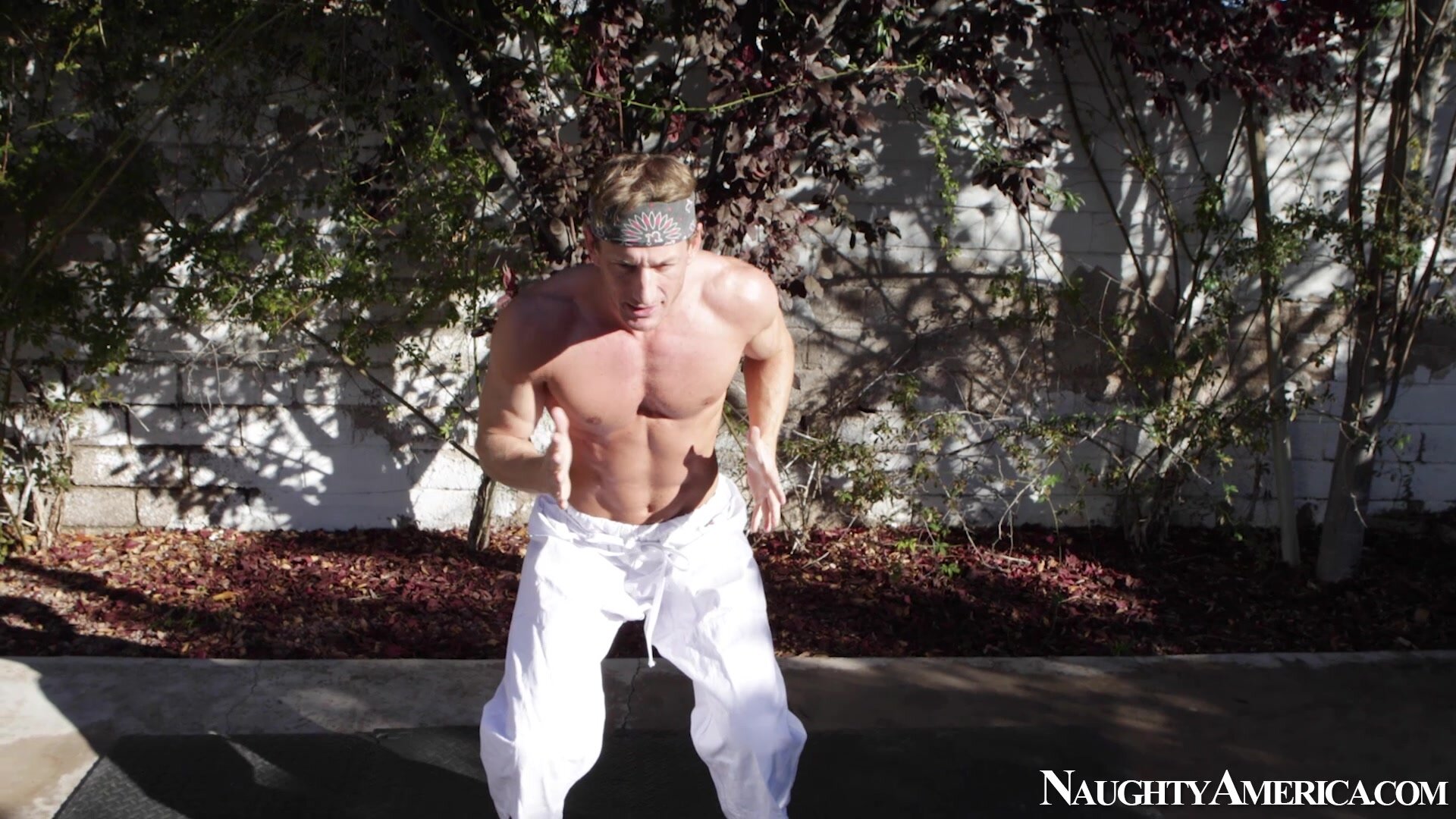 Natalia Starr fucking in the floor with her athletic body