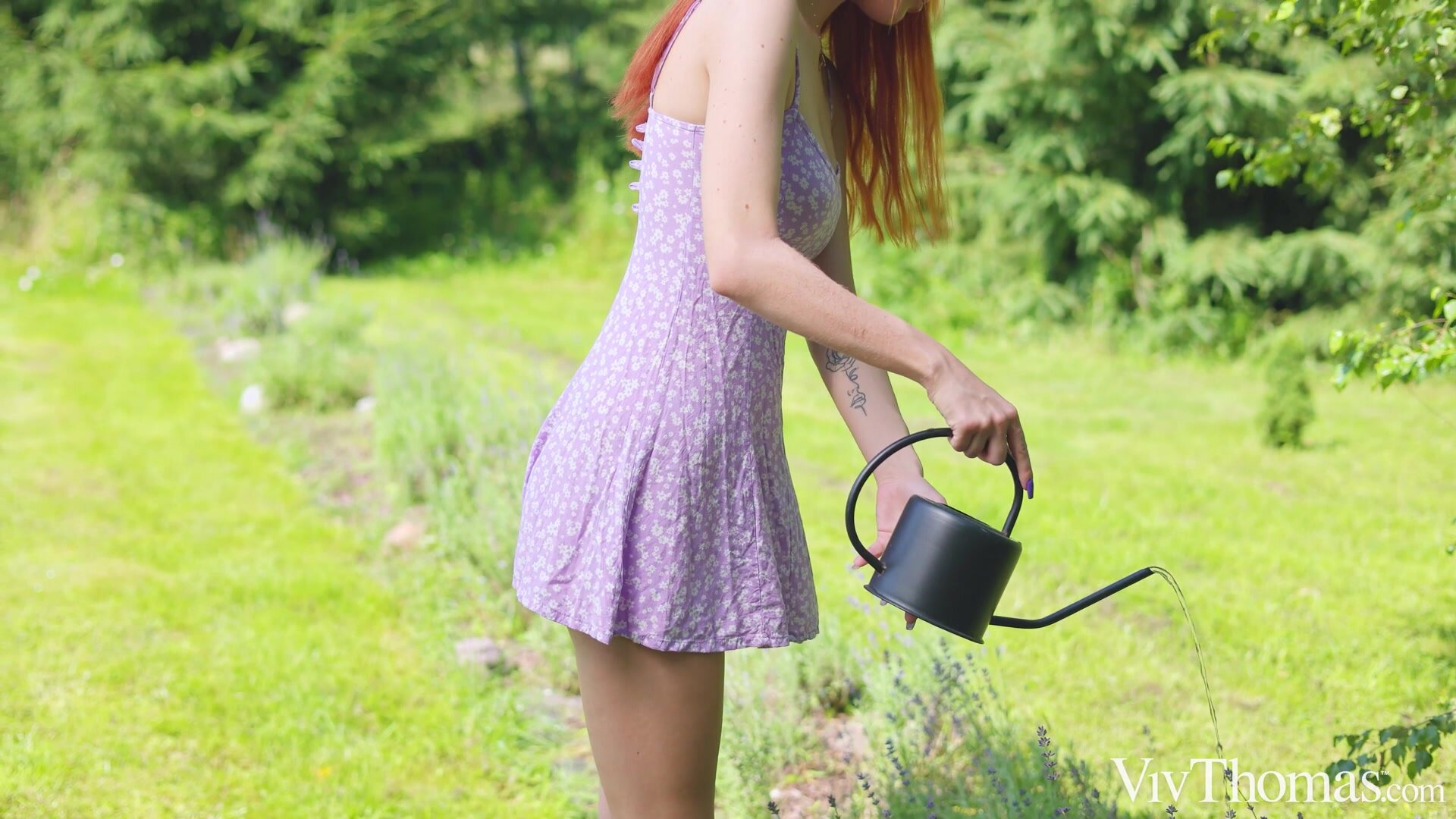 VivThomas - Lilly Mays And Casey A Garden Play