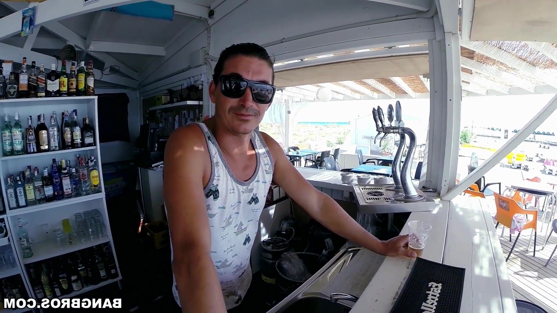 Tina Hot - Hot Sex On The Public Beach [HD Porn]