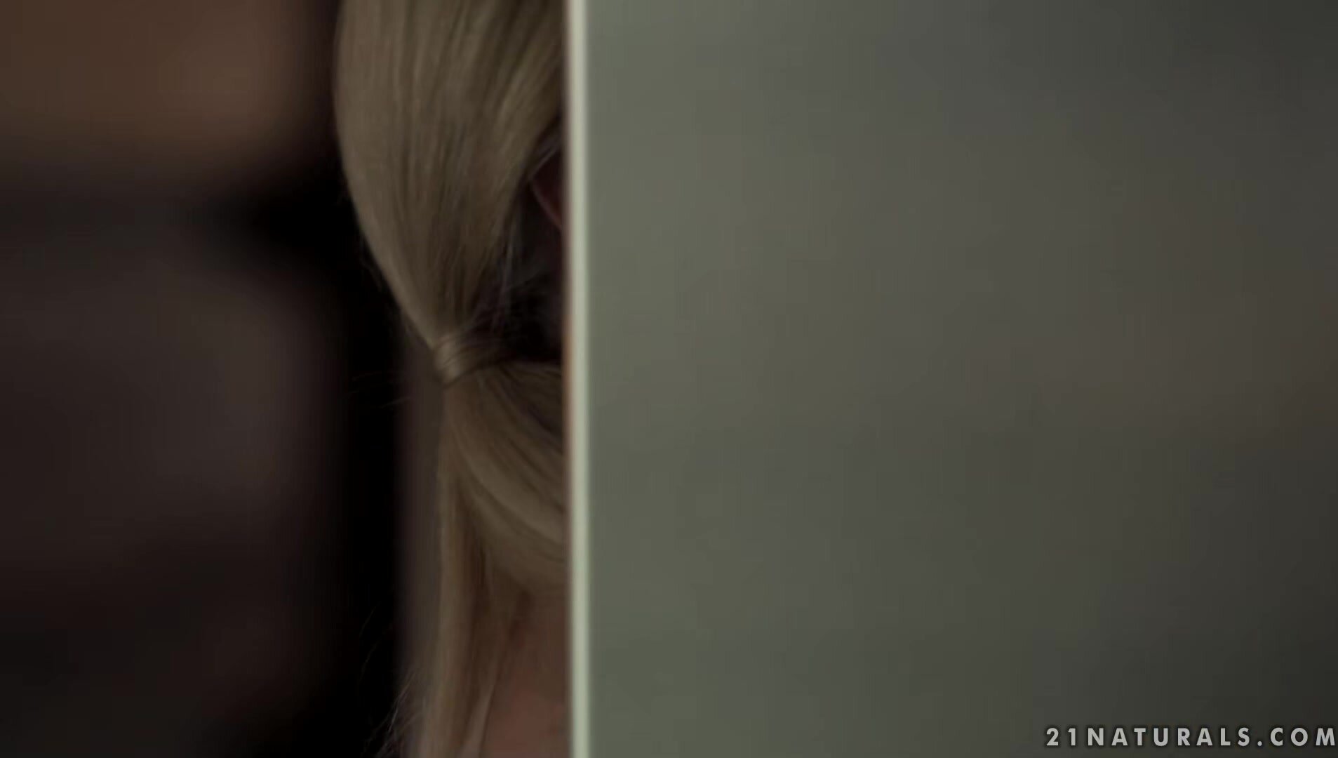 21 Sextury - 21 Naturals - Breakfast in Bed - Nesty