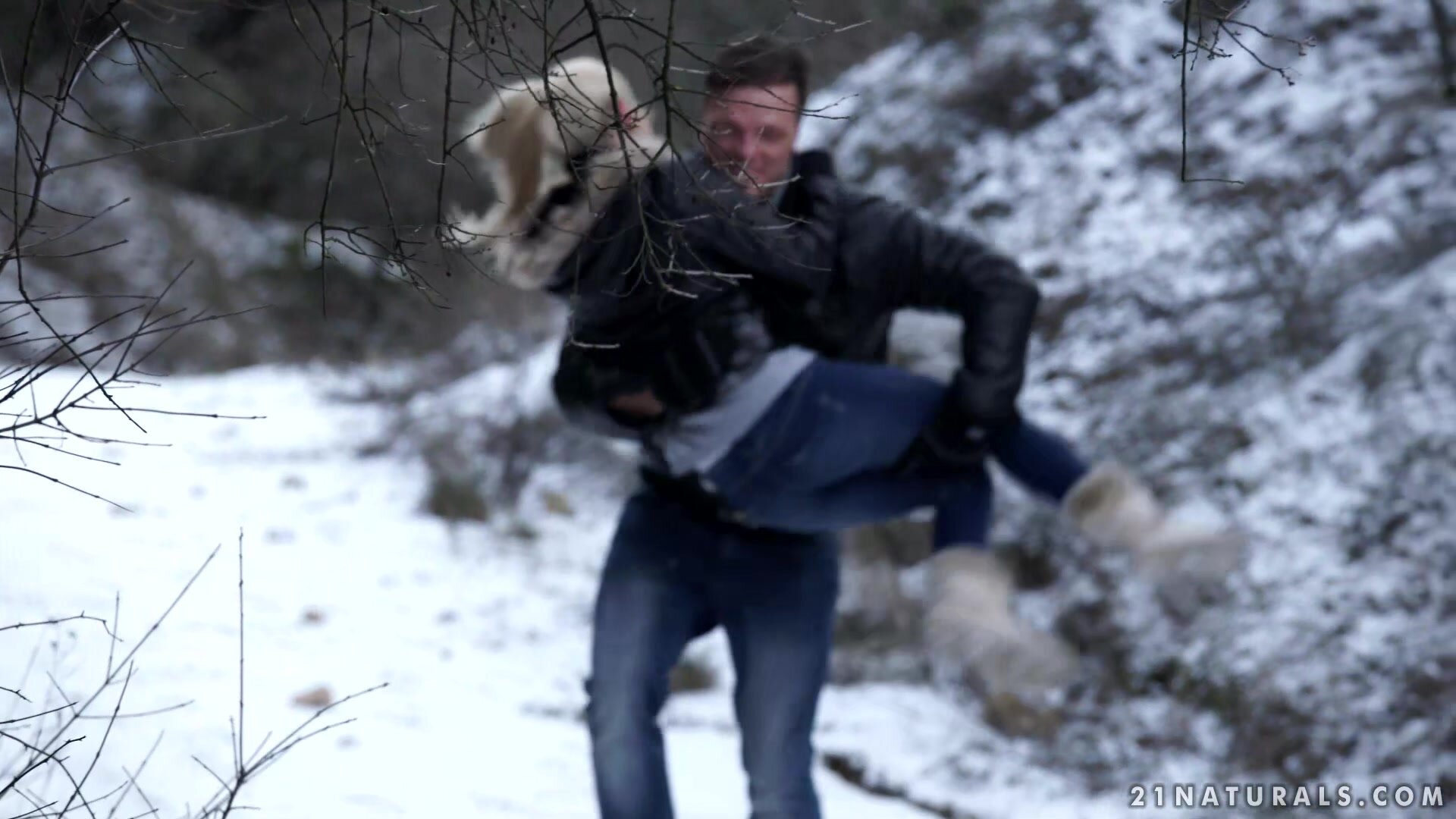 21 Sextury - 21 Naturals - Lets Get Nesty Warmed Up - Nesty