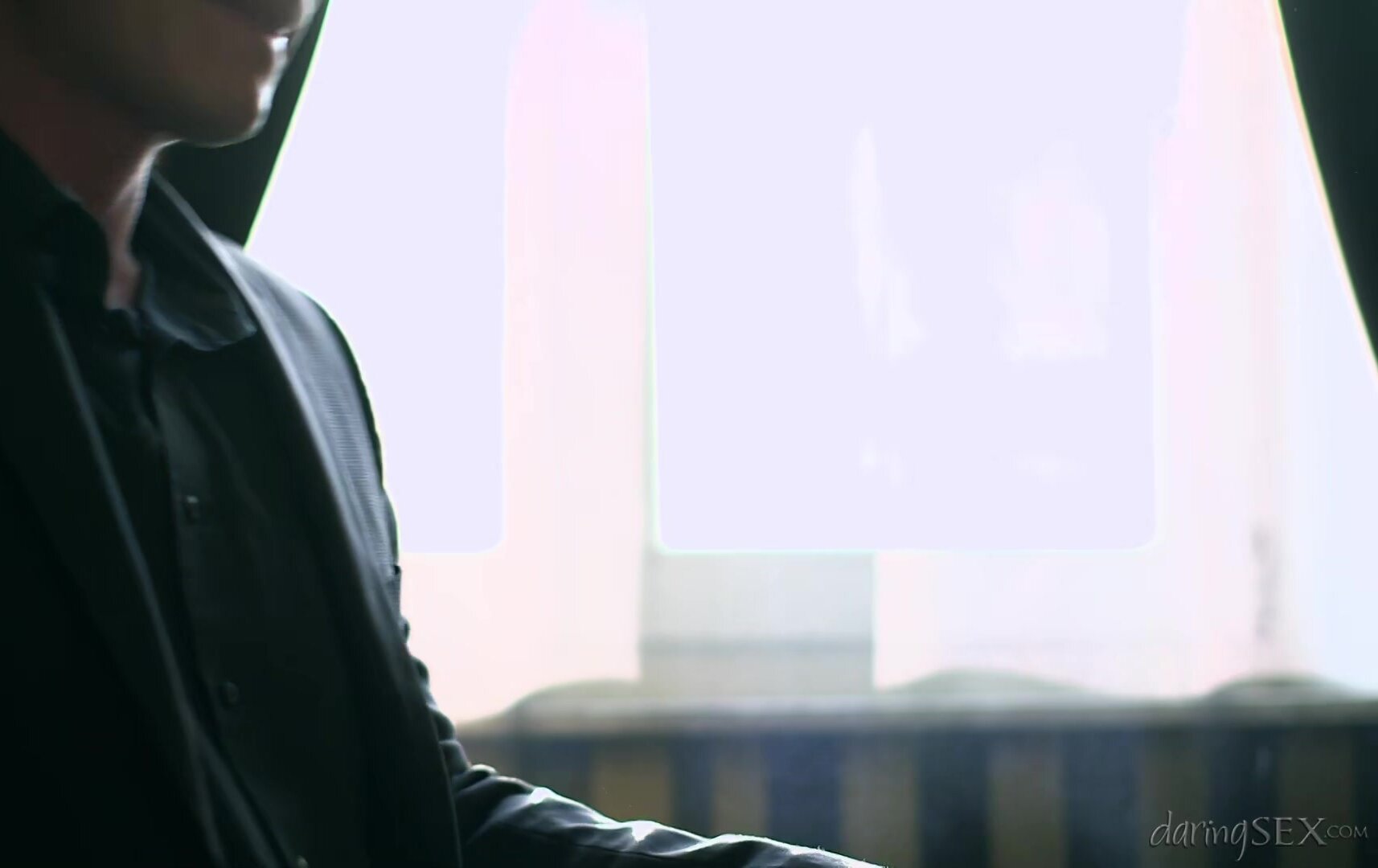 Daring - Stocking Seduction - Nesty