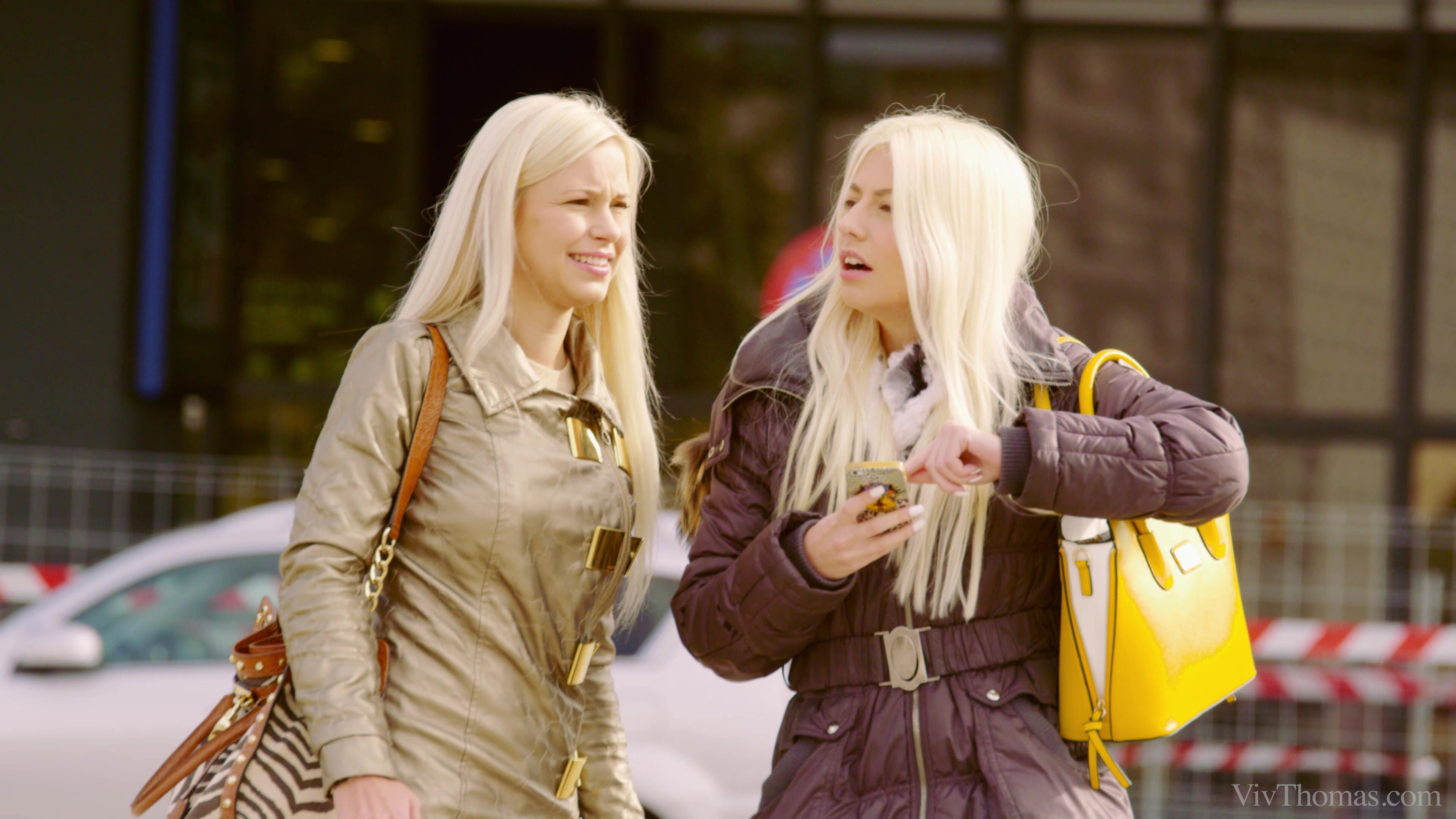 Jessie Volt, Lola A - Consummate in 4K