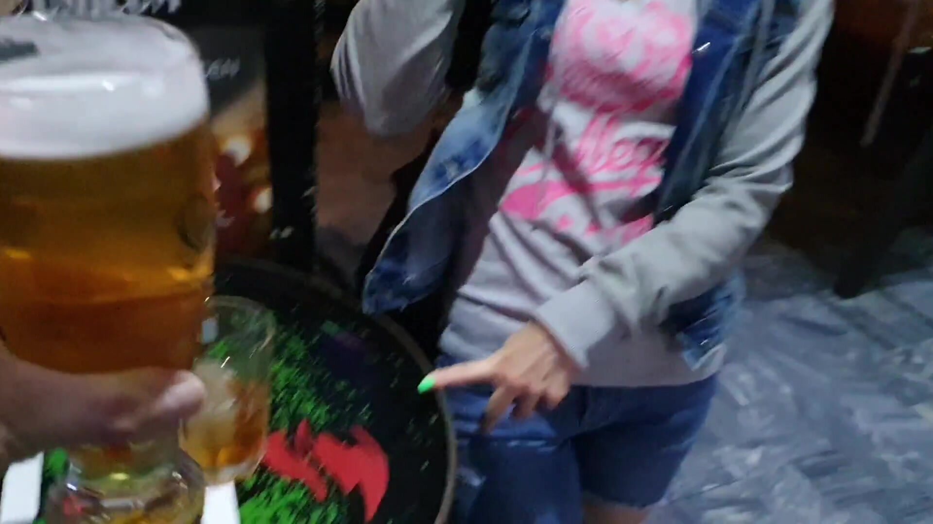 Paul Stalker - Nesty - Paul Stalker sex-capes in Budapest S1-E4