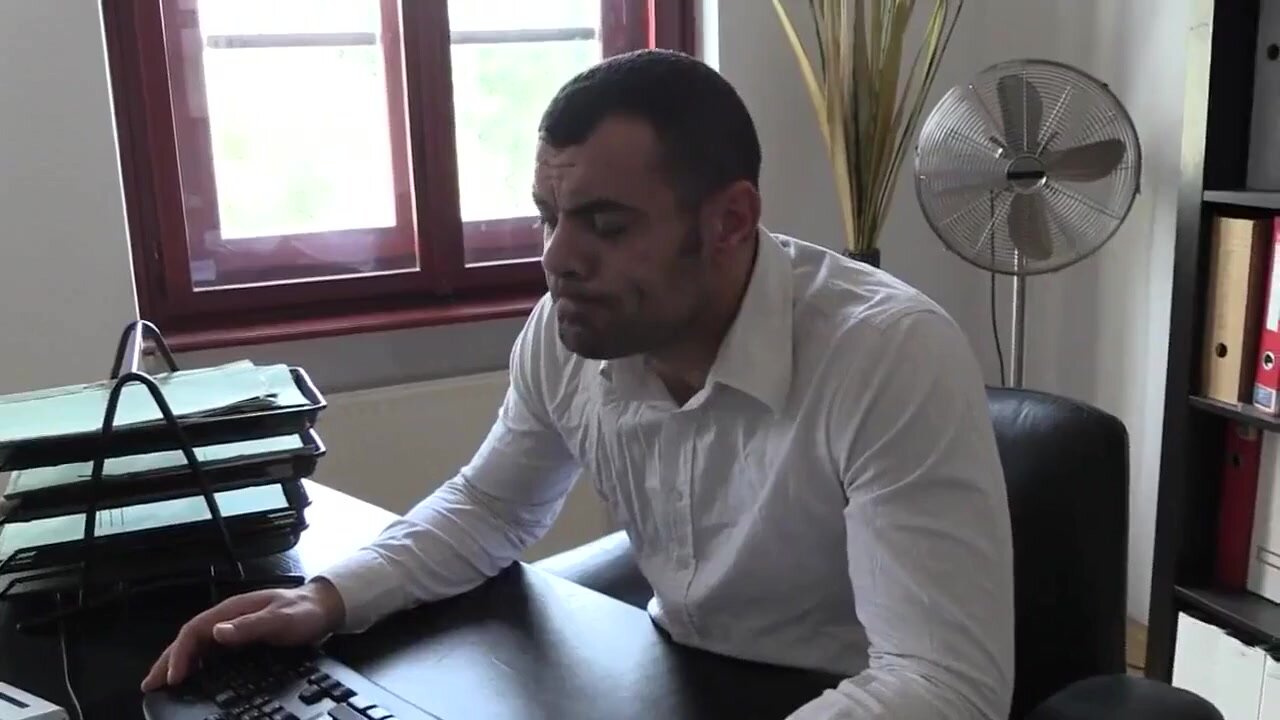 Unknown - Family Layoffs - Nesty